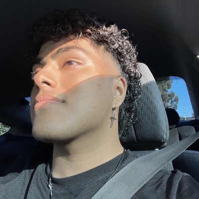 avdreyssb's tweet photo. #NewProfilePic https://t.co/jbgwvHYaCK