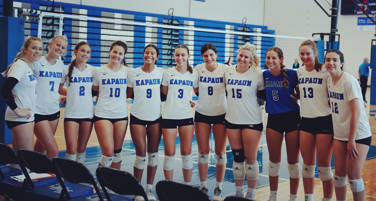 Congratulations to KMC Volleyball, they are the city league champs! Go Crusaders!
📸: Johnny Myers