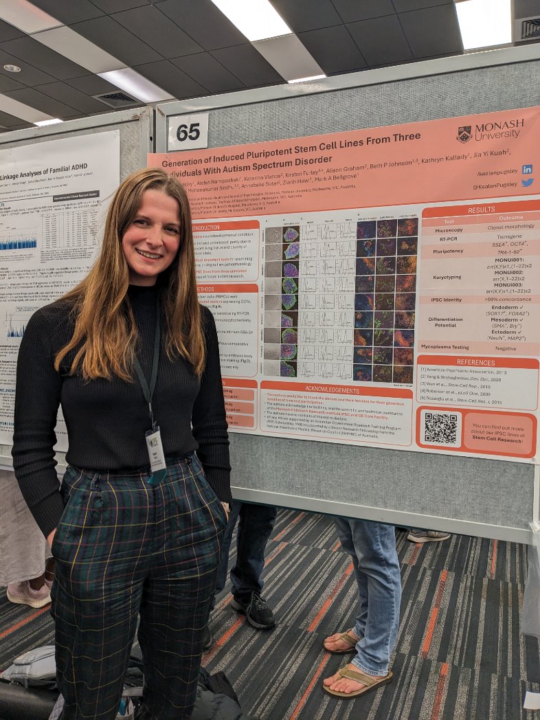 Thanks to everyone who popped by to check out my super pink, slightly oversized poster at the #WCPG2023 this afternoon! It was so lovely to chat science, sightseeing, and everything in between! 🧬🔬
