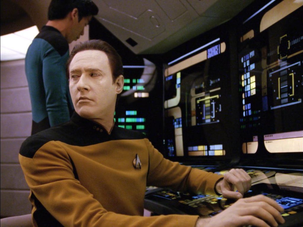 𝗧𝗡𝗚: 𝗗𝗮𝘁𝗮'𝘀 𝗗𝗮𝘆 (𝟰𝘅𝟭𝟭) #1
𝗔𝗶𝗿 𝗱𝗮𝘁𝗲: Jᴀɴᴜᴀʀʏ 7, 1991
#DailyDoseOfData #BrentSpiner #DailyTrek #STTNG #StarTrekTNG #TNG #AllStarTrek #90sScifi #AllSciFi #StarTrekTheNextGeneration #SciFitv #AI #AllSciFitv #DatasDay #Data #StarTrek