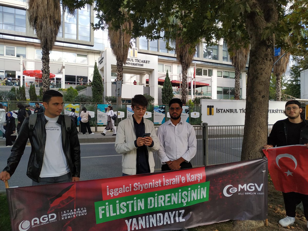 ticaretuni_agd's tweet image. istanbul Ticaret Üniversitesi Anadolu Gençlik Dernegi olarak Filistin&apos;in 7 Ekim sabahi baslayan haklı direnişini kamuoyuna duyurmak için basin açiklamasinda bulunduk.
