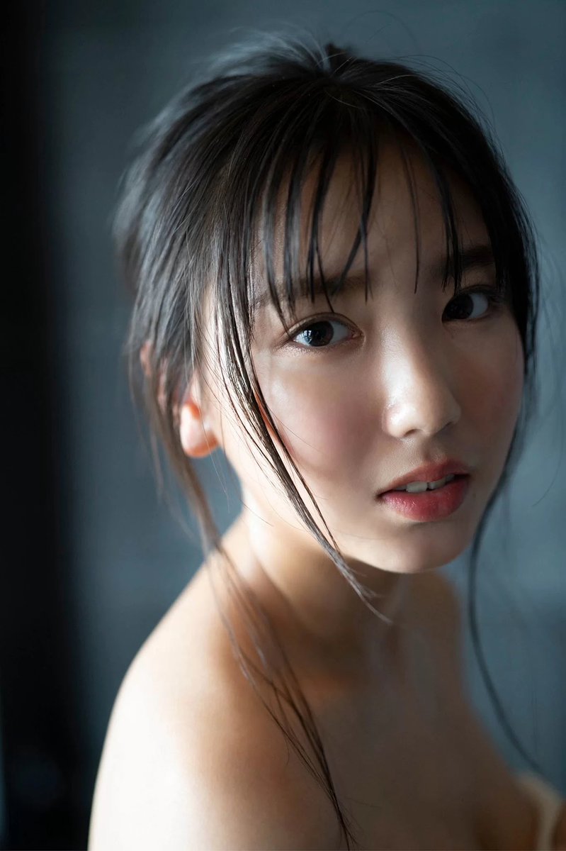 グラビア垢 on X: 沢口愛華 どの愛華にぶっかけようかな〜❤️ t.coK3I3CufWxd  X