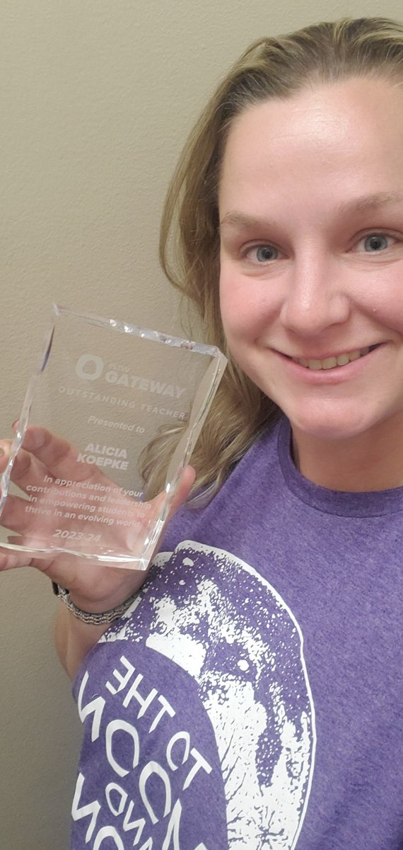 HONORED TO BE 1 OF 38 TEACHERS IN THE NATION RECOGNIZED FOR BEING AN OITSTANDING TEACHER!
#d62learns #pltw #teacherlife