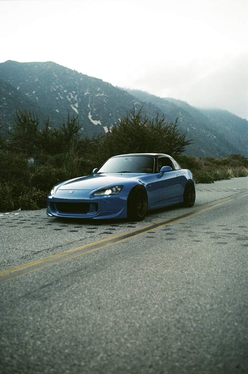 andyofsixpaths_'s tweet photo. @Freshhkiicks S2000 on Fuji 200 🌎🎞️ https://t.co/0WUYKnuNqR