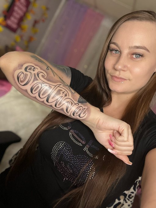 New tat #Sativa 💋💨💚 https://t.co/k6cW8owdMO<a href="/tag/sativa"class="tags">#Sativa</a>