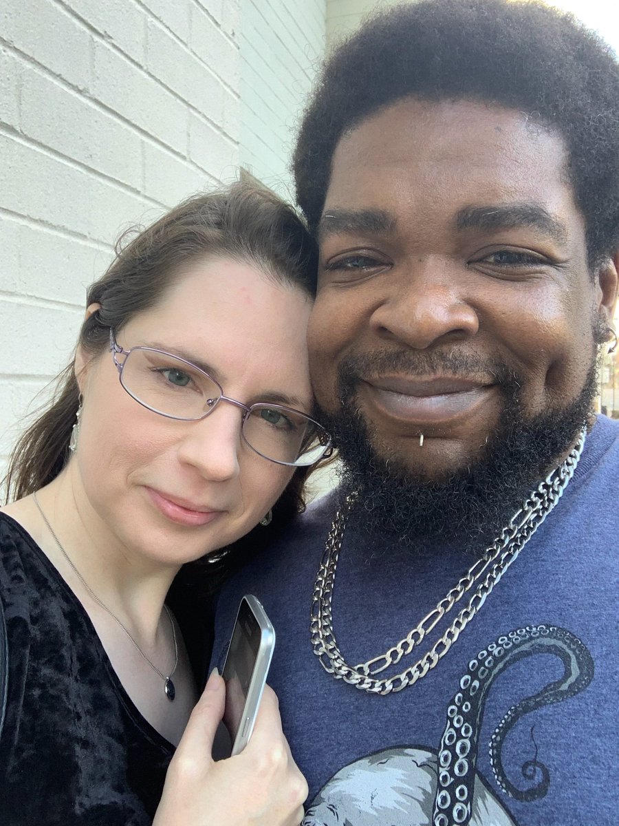 Lara Rouse 🕊️🌎❔💛 tweet media