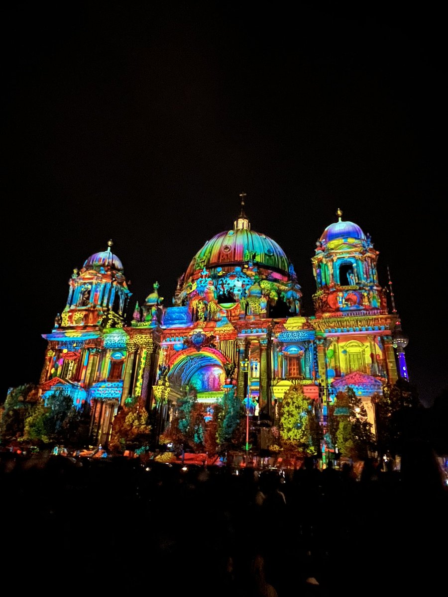 mariaec9's tweet photo. Berlin Festival of Lights ✨🤩🤍 https://t.co/23cnRmRicw