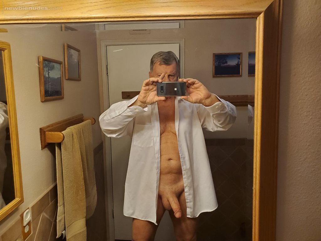 Thick dicked hung manly TOP dad