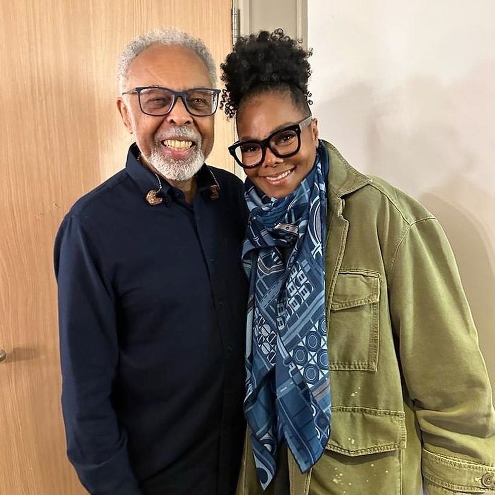 BRAZIL EMERGENCY!!!!!! Janet Jackson attended Gilberto Gil's concert in London! ❤️

🇧🇷 ARTE. Janet Jackson compareceu ao show de Gilberto Gil em Londres!
