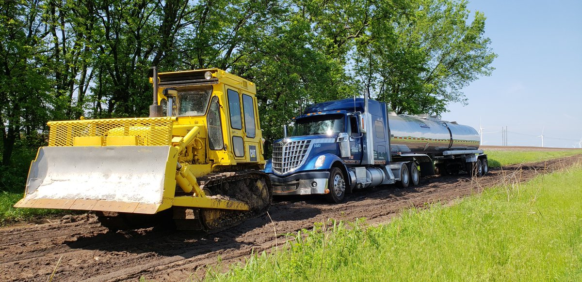 kstruckrepair's tweet image. Extreme off-road adventure gone wrong? We specialize in 4x4 off-road recovery to rescue your vehicle from even the toughest terrains. No mud pit too deep! #OffRoadRecovery #AdventureRescue