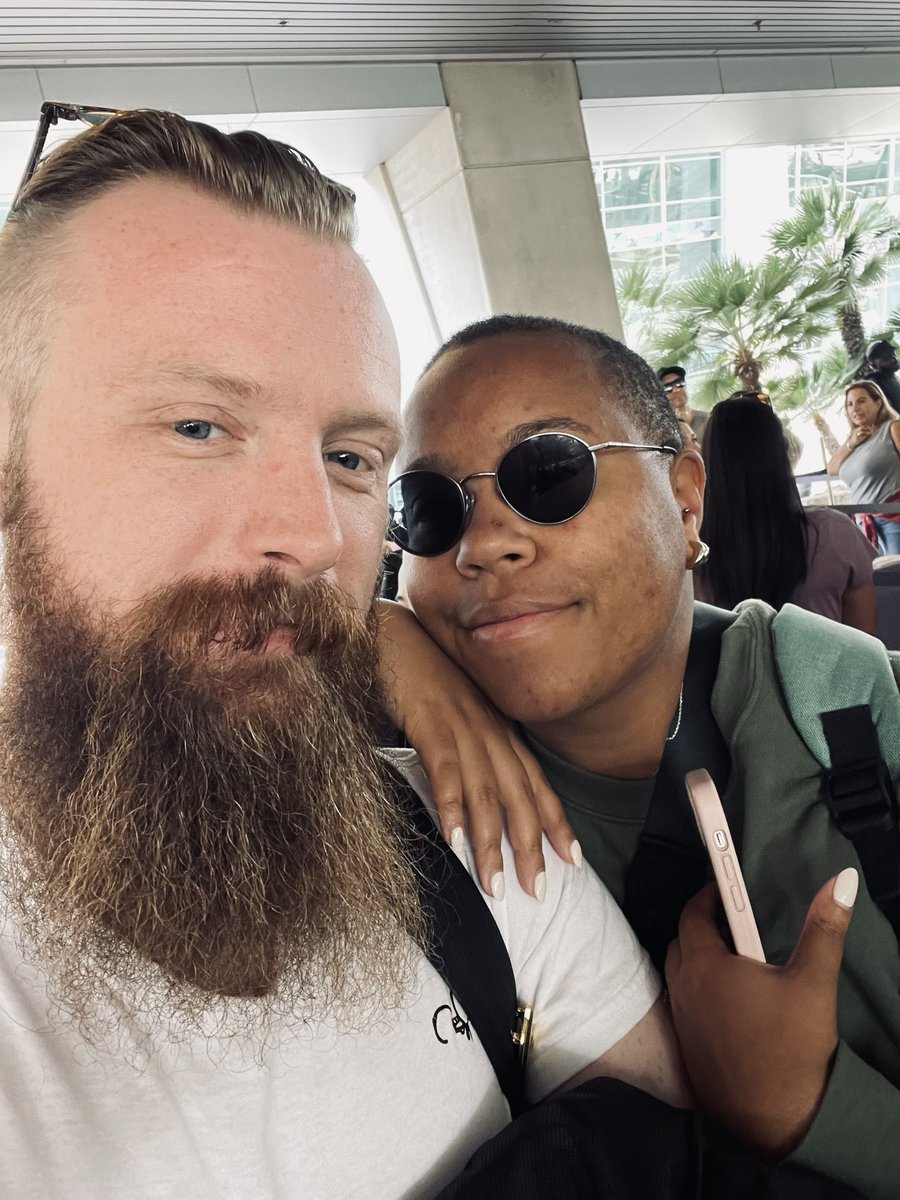 StckfgrGaming's tweet photo. We made it to San Diego!! My first time seeing the Pacific Ocean even though I’ve been to the other side of the Atlantic 3 times. A much needed vacation for both of us and am so pumped for this trip https://t.co/pioTLV1Udt