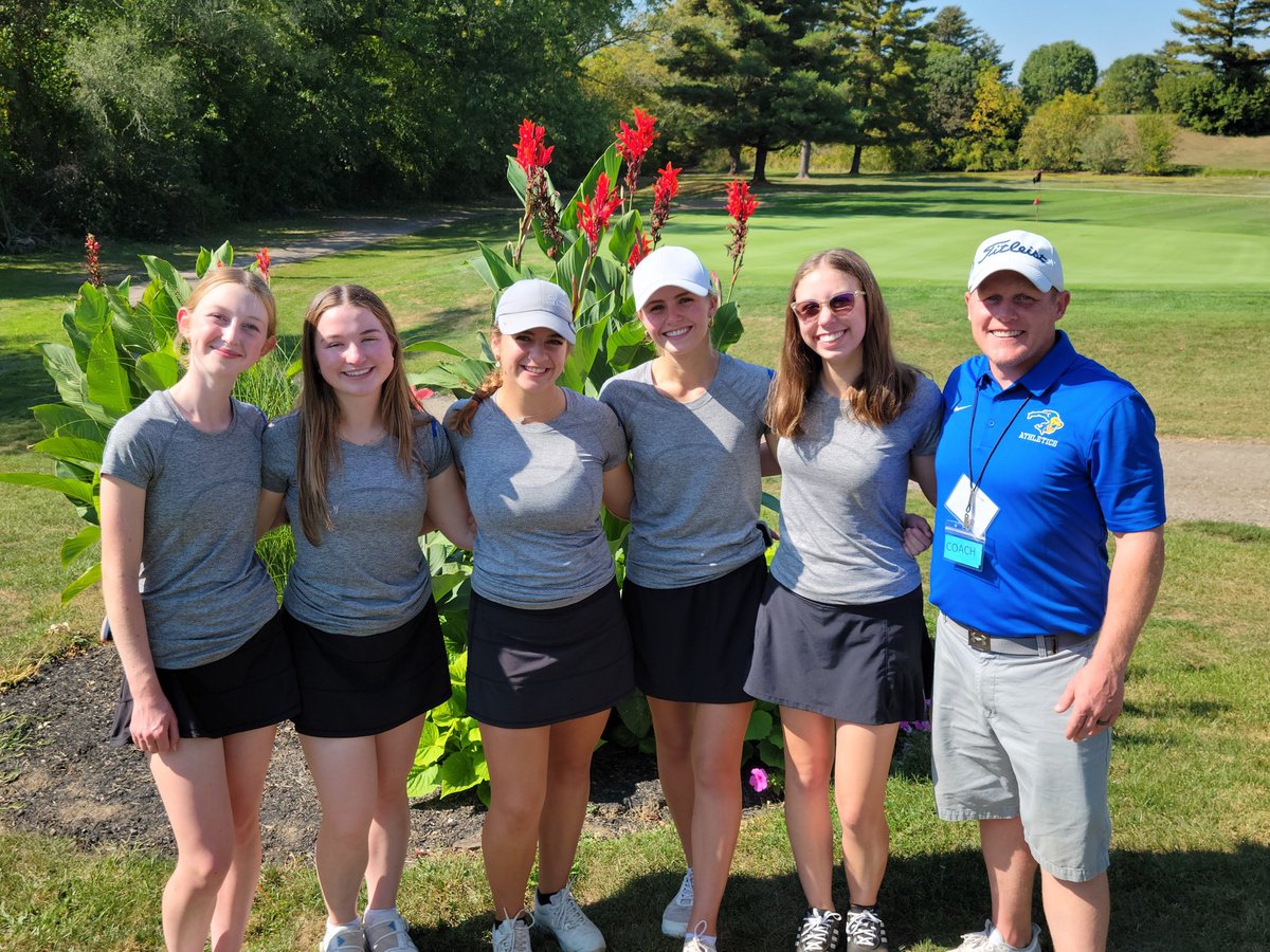 mr_huddle's tweet image. The Lady Lion Golfers qualified for districts today! @GLHS_GirlsGolf @GLHS_Athletics