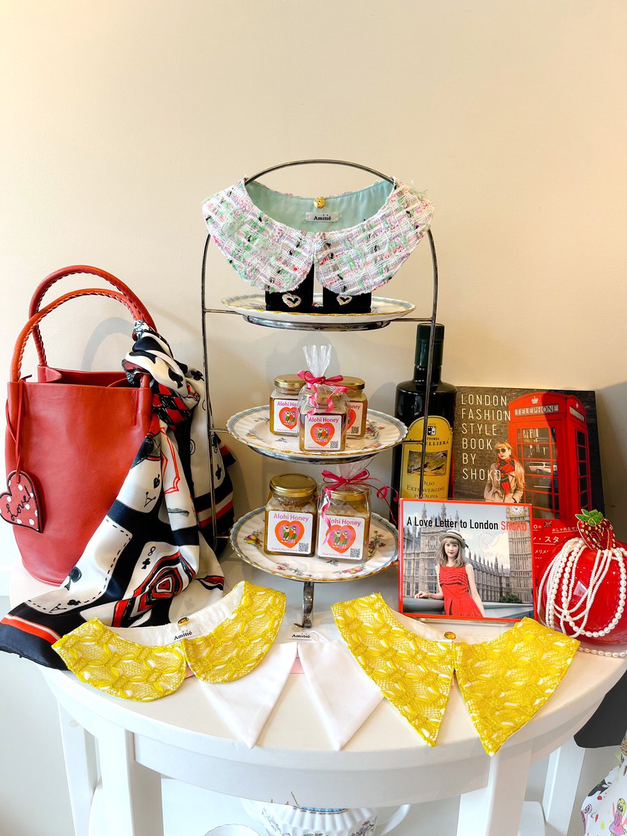 「S for Shoko」+「Amitié」秋のPOP UP SHOP at 阪急うめだ本店がスタートしました！★10月24日(火)まで(10時〜午後8時まで) 阪急うめだ本店1階コトコトステージ12   ★デザイナーSHOKO来店日時：
10月15日(日)13−15時