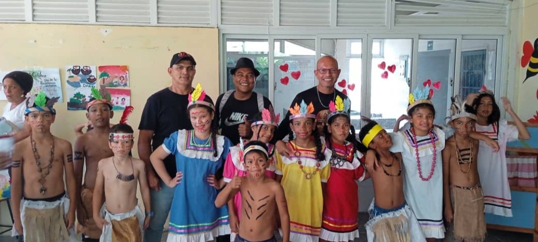 #11Oct23 Celebración del 1️⃣2️⃣ de Octubre "Día de la Resistencia Indígena"  con la participación de nuestros niños y niñas de la <a href="/EBNFernandoSim1/">E.B.N. "Fernando Simón Bolívar Tinoco"</a> del municipio Mario Briceño Iragorry 💛💙❤️
#ResistenciaIndigena #ParticipacionActiva #Celebracion