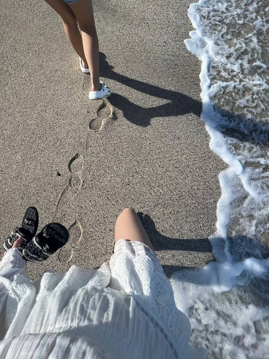 EmmaEpper's tweet image. We don’t need to cut down trees for sunlight, nor do we need to close windows for tranquility.Relax