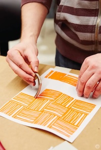 Don't Miss #FamilyFunNight at the #ShemerArtCenter this Thurs Oct 12! 6pm - 8pm!

Learn #PrintMaking, #ReliefPrinting, &amp; #BlockPrinting while creating artful, one-of-a-kind place settings for your holiday tables!

Limited Spots! Register Today:
shemerartcenter.org/events/ff-03-2…