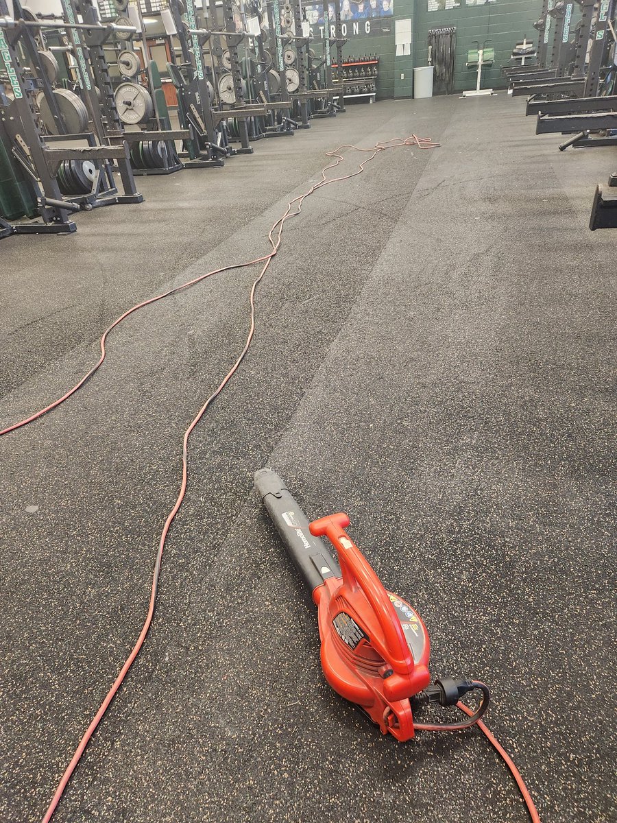 ProsperStrength's tweet image. Have to keep the floors clean for THE PROSPER HIGH SCHOOL weightroom.  Producing the high level athletes means keeping our facilities in the best conditions possible.
 #CleanFloors #EagleStrong #DYJ