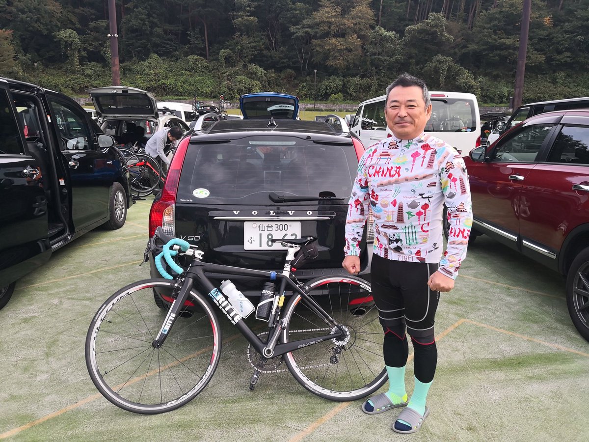 jitenshayarou's tweet photo. 太っていたな

この後磐梯熱海温泉から母成峠を越え
桧原湖畔まで登り
猪苗代湖を一周

獲得標高1600m位

カンパ、コーラスで組んだ ritte
被ることはなかったけど、ここ一番でチェーン落ちしたのは、イタリアンの愛嬌か
#ritte
#カンパニョーロ
#ぽっちゃりだー https://t.co/Pb2TYHfdWB