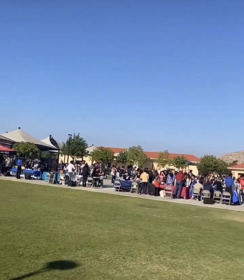 OVHS_Guidance's tweet photo. OV College &amp; Career Fair 🧡 Shout out to our wonderful College &amp; Career Tech,  Mrs. Duran for setting up our fair! So many schools, careers, tacos and Kona Ice! @OrangeVistaHS @BetterMakeRoom @RCECUS https://t.co/YKSac7Qvac