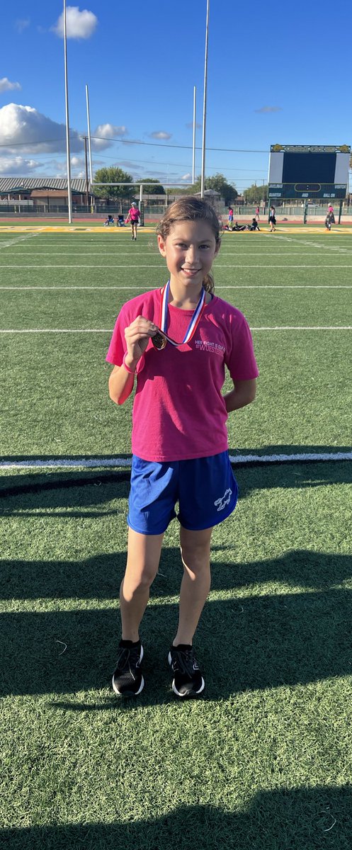 NCrosscountry's tweet photo. District 28-3A 7th Grade Results: 

Aiden Garza placed 6th!
Zena Lara placed 8th!
Davien Gonzales placed 9th!
Bella’Vida Haro placed 13th!

Great job!! https://t.co/5MdTtz53Dq