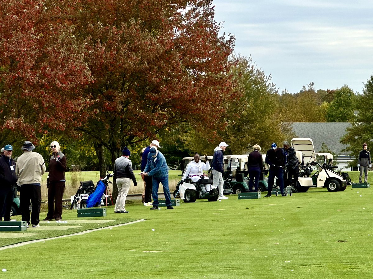 JoinTheTurn's tweet photo. It was an honor getting to treat 24 veterans to a fun day at Sandridge Golf Club today. A big thank you to our friends at Covia for putting this event on every year. #weloveourveterans #changingcourseimprovinglife #adaptivegolfers https://t.co/1JSzIOYvjl
