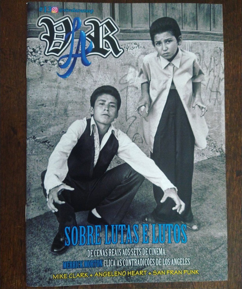 Com a edição cabalística 13, encerro por hora o ciclo do zine Viva LA Raza. Saca essa foto do Merrick Morton! A capa é sobre o trampo dele, que também registrou filmes como La Bamba, e todo gangueragem de L.A. Quem acompanha ou tem interesse: vivalaraza.com.br