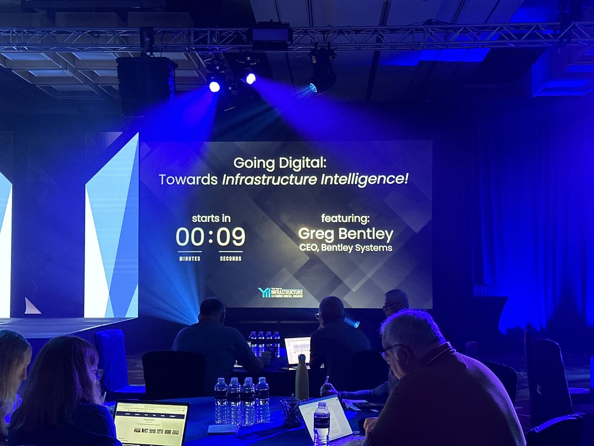 Robert Mankowski tweet media