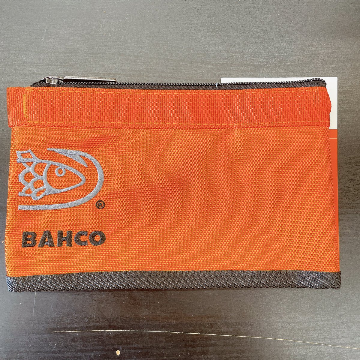 fg_hiroshima's tweet photo. BAHCOおさかなポーチの
小さいサイズ入荷しました𓆛𓆜𓆝𓆞𓆟
縦13.5cm横22cmマチ6cm
大きいサイズと小さいサイズ2種類あります𓈒𓂂𓏸ᗦ↞◃
#bahco #bahcotools #バーコ
#ファクトリーギア#factorygear
#ファクトリーギア広島店#factorygearhiroshima
#工具好き#工具大好き#工具女子 https://t.co/m2dGh21K98