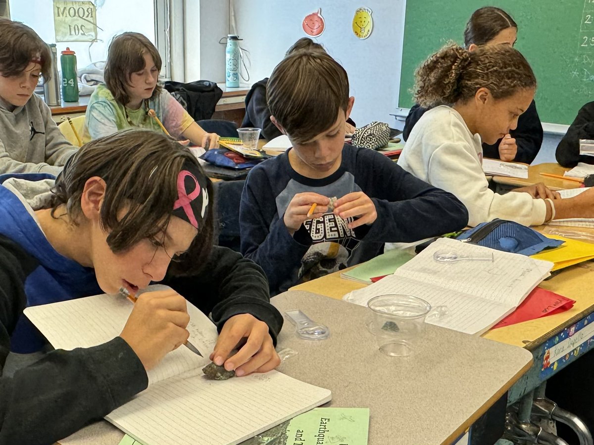 MrsBruno35's tweet photo. Observing, sketching, and describing our igneous rocks. So cool to see what was once in or near a volcano. @OSchool4 @kbiaflynn https://t.co/v4WSGLe6ux