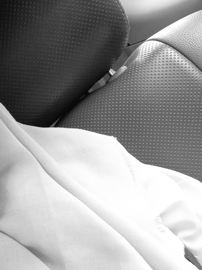 6.30 dari rumah
6.40 mampir beli bubur
6.59 sampe sekolah
07.00 masuk 
Kurang tepat waktu aoa coba