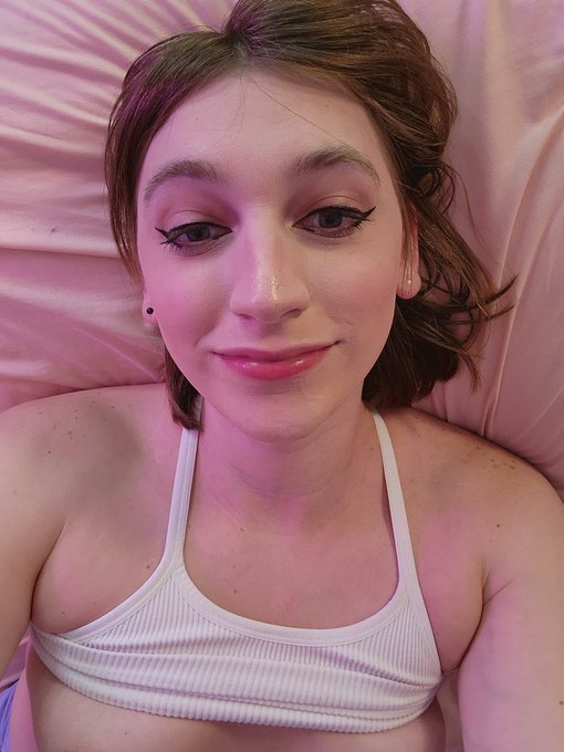 Twitter why do you hate me? https://t.co/aZJZI5ijoc