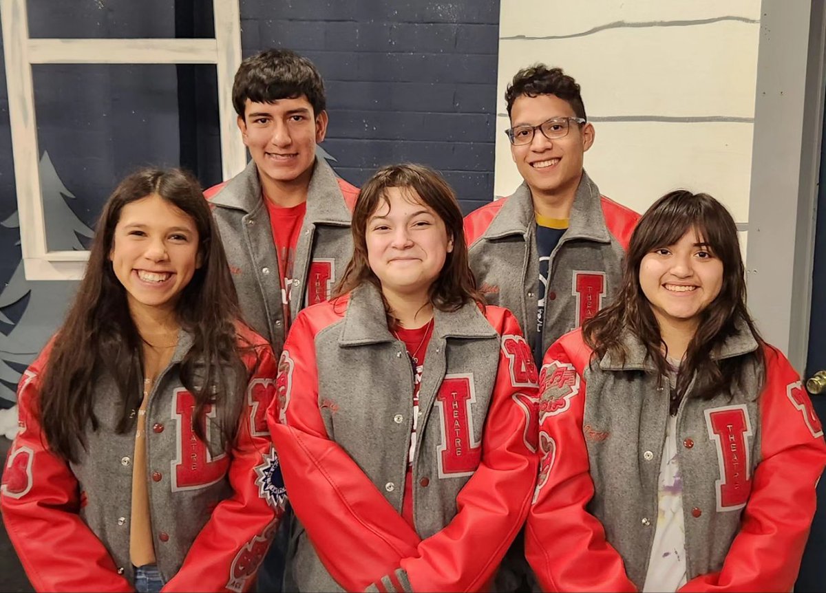 ACTatLEE's tweet photo. Letter jacket day! Congratulations to Frida, Lily, Izzy, Nick, and Luis on earning their letters in Theatre!

#alliedcampustheatre #leevols #isaglobies https://t.co/zA0jOei8dn