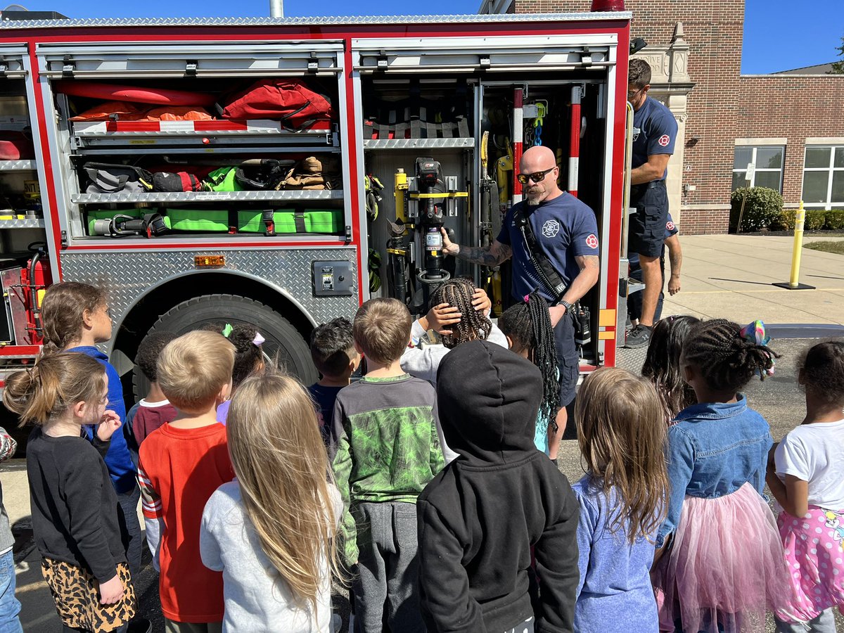 Miss Puckett tweet media