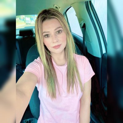 S0yWerita's tweet photo. #NuevaFotoDePerfil https://t.co/OBgAVhTAgI