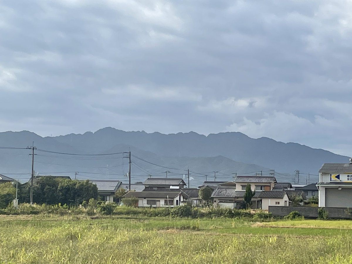 dyaisan27's tweet photo. 歩き遍路41日目

あの山を越えます https://t.co/WUgBCupgqn