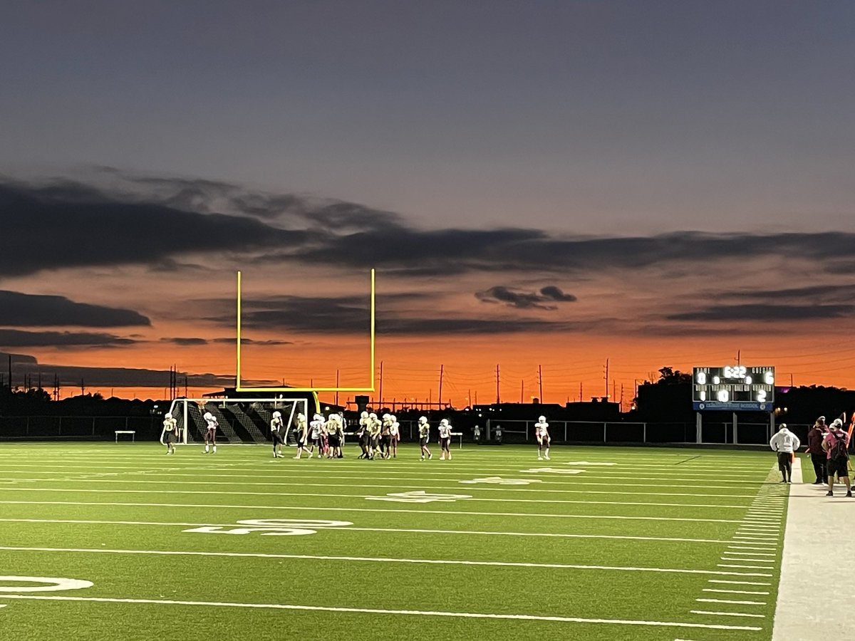 CHighFB's tweet photo. Not a bad backdrop right here!! #Click2Pins @KPRC2Frank https://t.co/VW2FSZmLUh