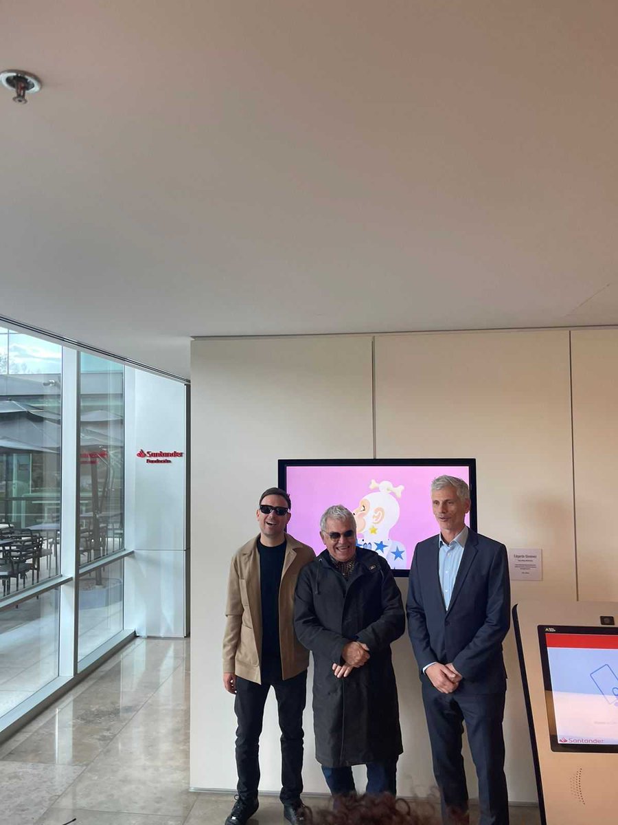 Las <a href="/FancyMonas/">Fancy Monas</a> de Edgardo Giménez, llegaron a la <a href="/SantanderFund/">Santander Fundación</a>. Integrándose con uno de sus valores: TRANSFORMACIÓN DIGITAL.