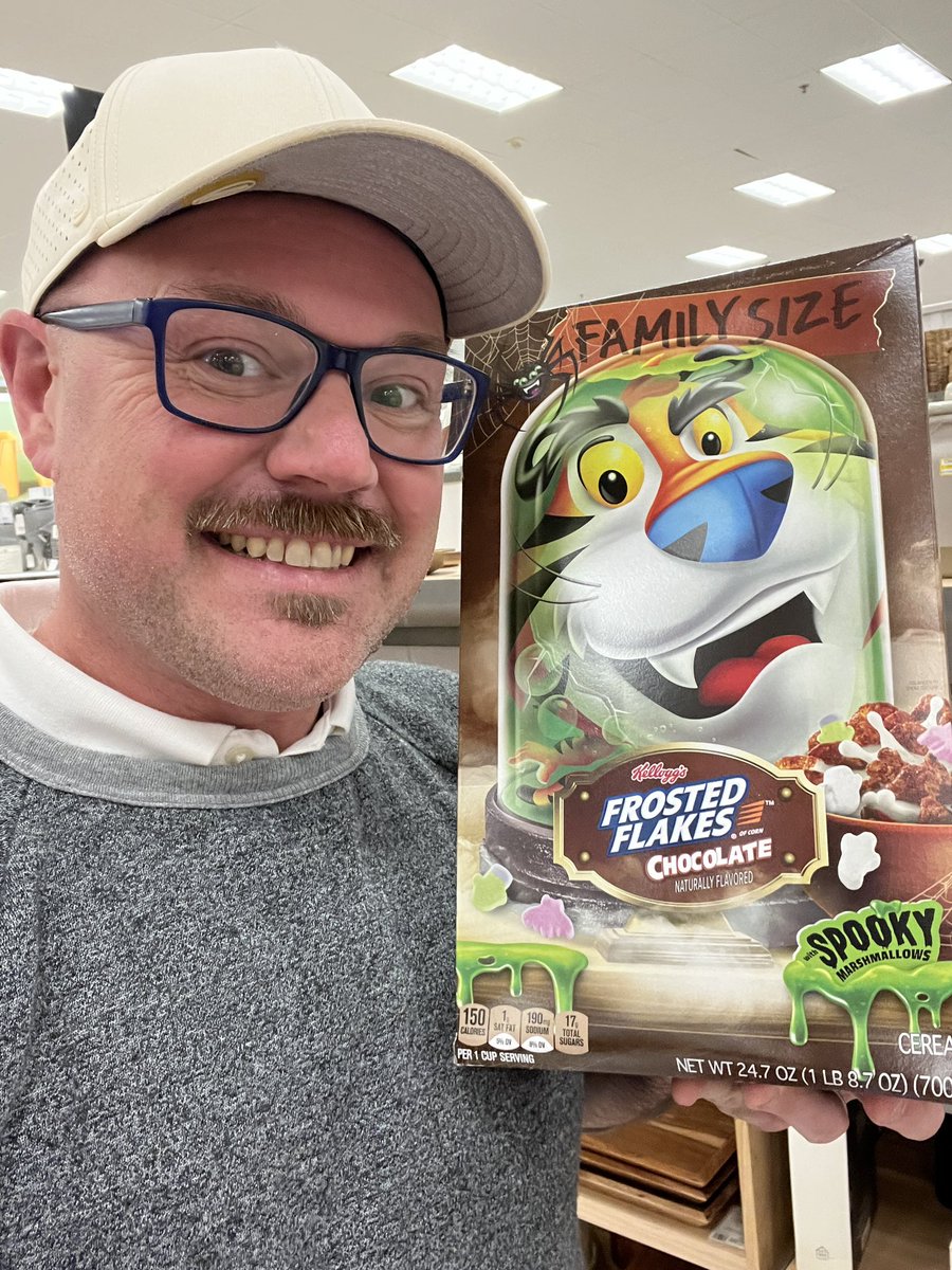 garyr6273's tweet image. Always happy when my favorite cereal comes back in store! I always buy several boxes to last me as far into the next year as possible. #fatkidproblems #diabetes #gaybear #gaykidatheart #theyregrrreat