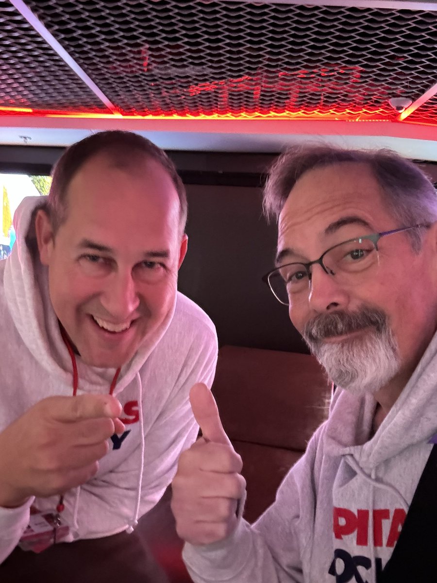 WesJohnsonVoice's tweet photo. Rehearsing @Capitals Opening Night at COA tonight. The party starts this Friday the 13th as we ROCK THE RED CARPET on F Street at 3pm! Can’t wait to UNLEASH THE SEASON!! #CAPSpenguins #ALLCAPS https://t.co/jUnhEjaFf3