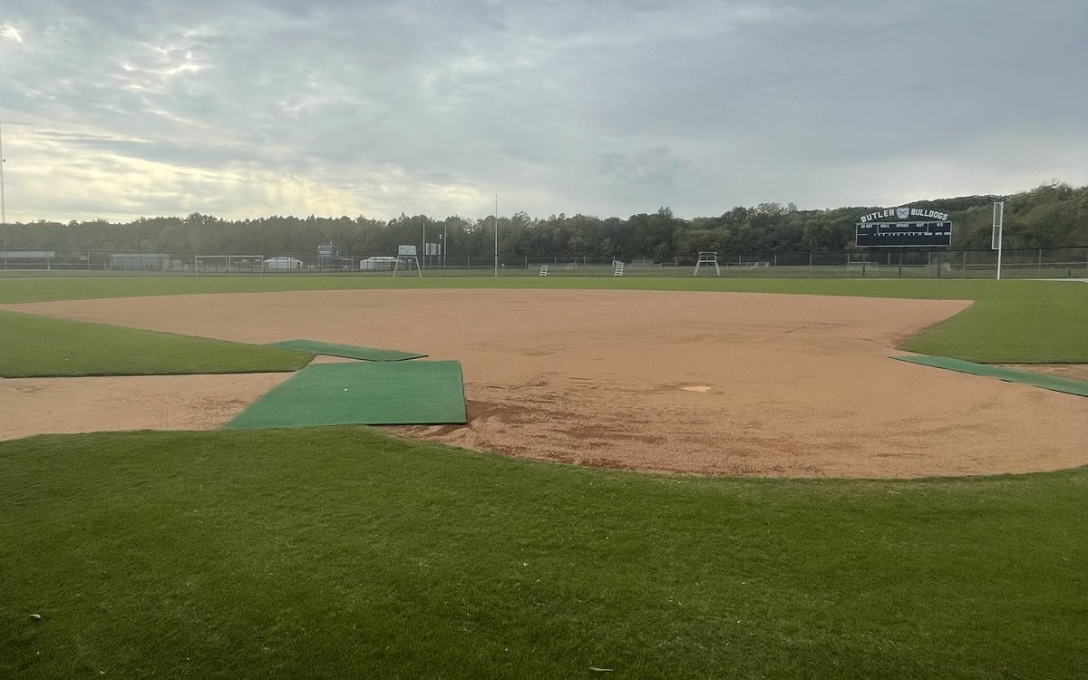 My 1st unofficial college visit, I had a good day visiting the campus!
<a href="/butleru/">Butler University</a> <a href="/KnightsofNHS/">Northeastern HS</a>