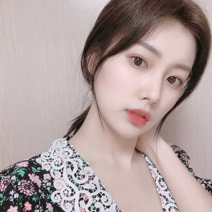 #HyeWon #혜원 [<a href="/hyemu_official/">Team Hyemdan</a>]