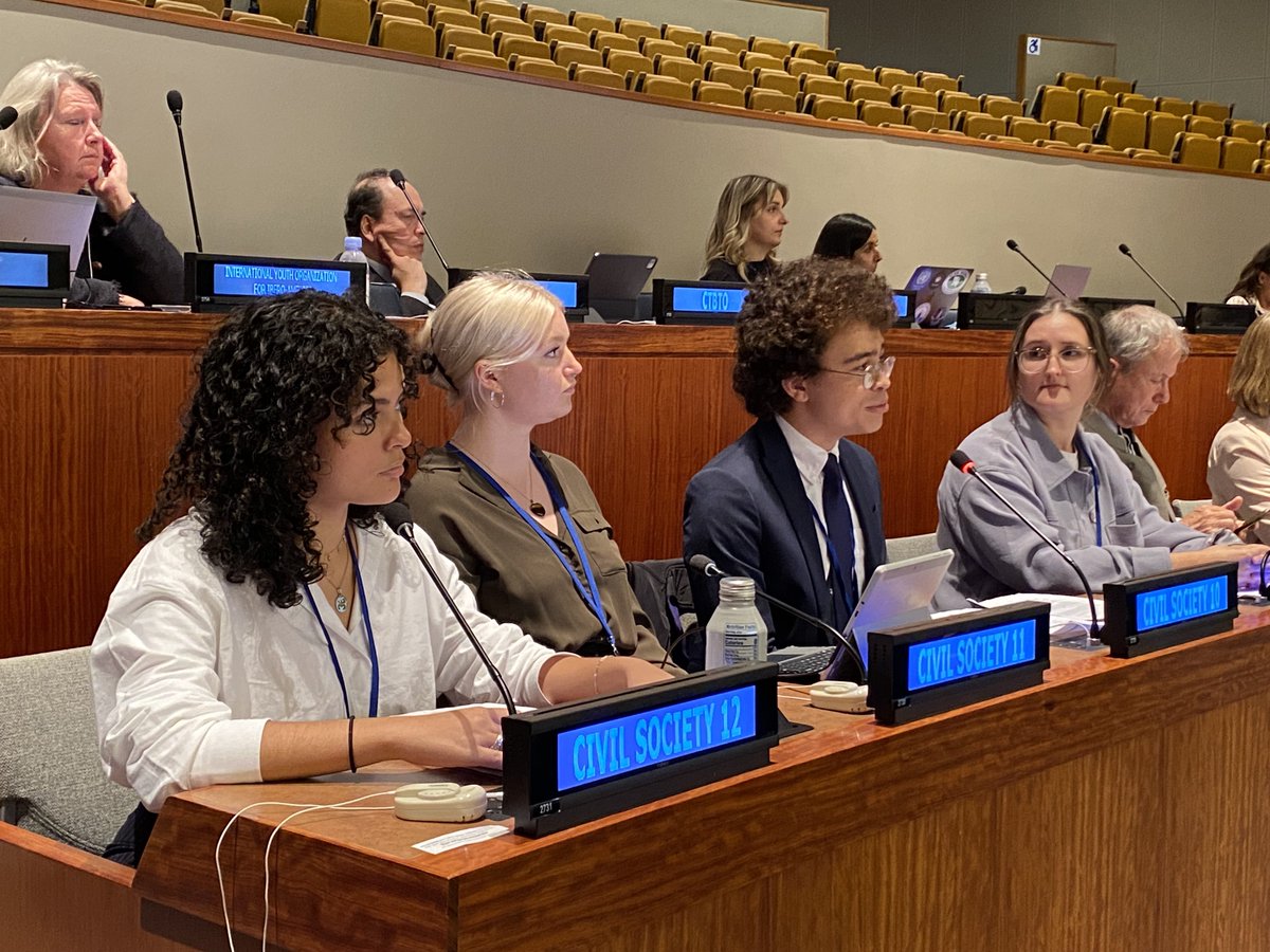 @EllisClay02 in youth statement to UN #FirstCommittee: “We are alarmed at the escalating nuclear rhetoric that threatens to irradiate our future. We call on all states – including nuclear-armed states and their allies – to join the #NuclearBan treaty” #TPNW @nuclearban 8/15