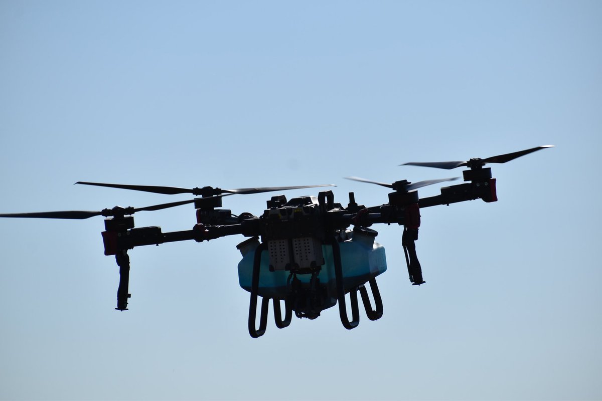 agsciencemom's tweet photo. Great news for #drones and #agtech in #california. It just makes sense to have #technology-specific training for #emergingtechnology 👏 @HSE_UAV @LEAAerialTech @CAFarmBureau @CA_PesticideReg #RPAAS https://t.co/mHC5fLRhRd https://t.co/eC2a2jBZ8L