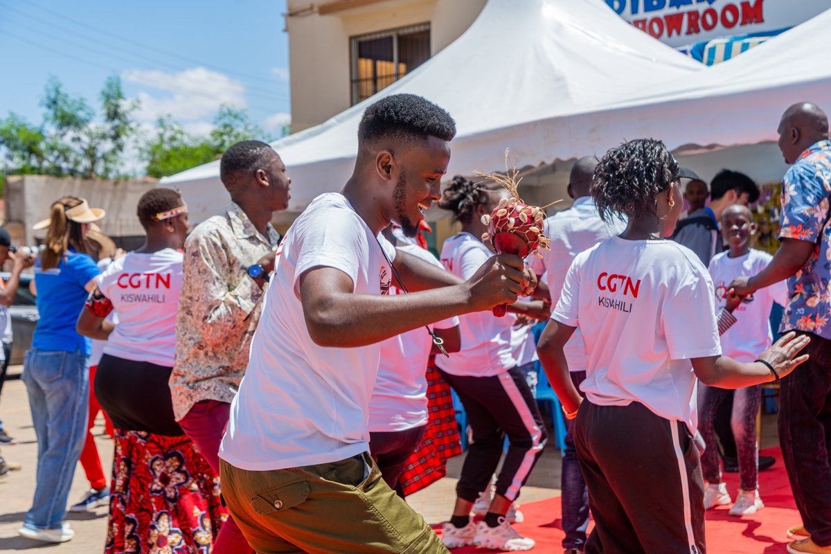 KonnectInternet's tweet photo. Our opening ceremony was a harmonious celebration of China-Kenya ties, highlighting the future friendship
#urafikiwamilele,
#CGTN,
#konnectbeyondlimit
#konnectinternet
#ChinaAfricaFriendshipTrain
#BeltandRoadInitiative https://t.co/br1penPTDZ