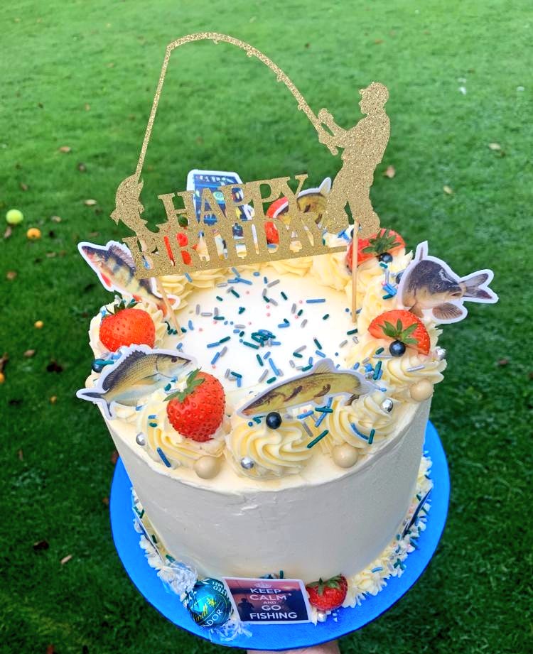 All about the fishing for a birthday celebration😊 #EarlyBiz #fishing #fishinglife #Birthday #Winchester #Hampshire #baker #birthdaycake