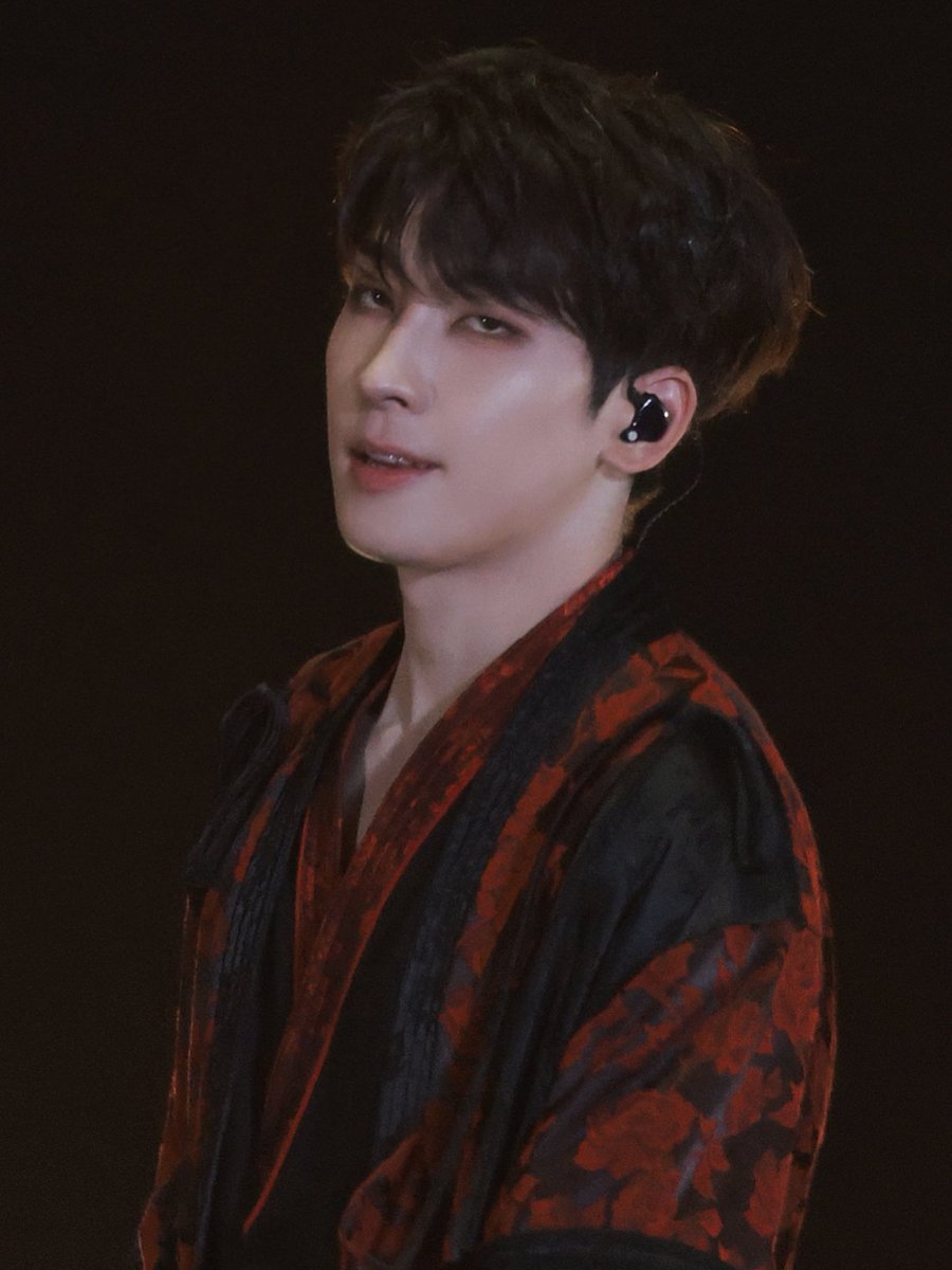 ch3olibee's tweet image. The duality of man

#wonwoo #wonu