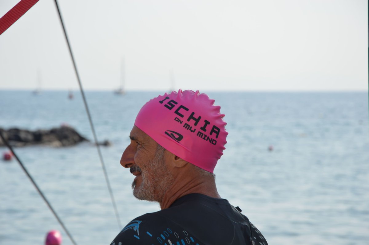 DiscoverIschia's tweet photo. Si sono svolte ad #Ischia le gare della tappa finale dell' #italianopenwatertour 
Nuotatori da 14 nazioni e 57 province, per un totale di 470 persone! https://t.co/CfsOVkQSDh