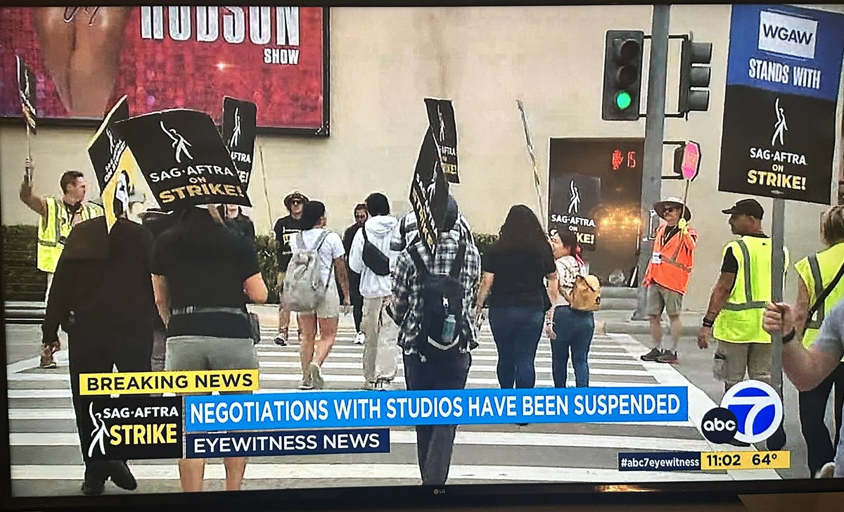 PorschaColeman's tweet image. See ya’ll in 2024 😤😕 #actors #actorstrike #nodeal #negotiation #sagaftra #hurryupalready