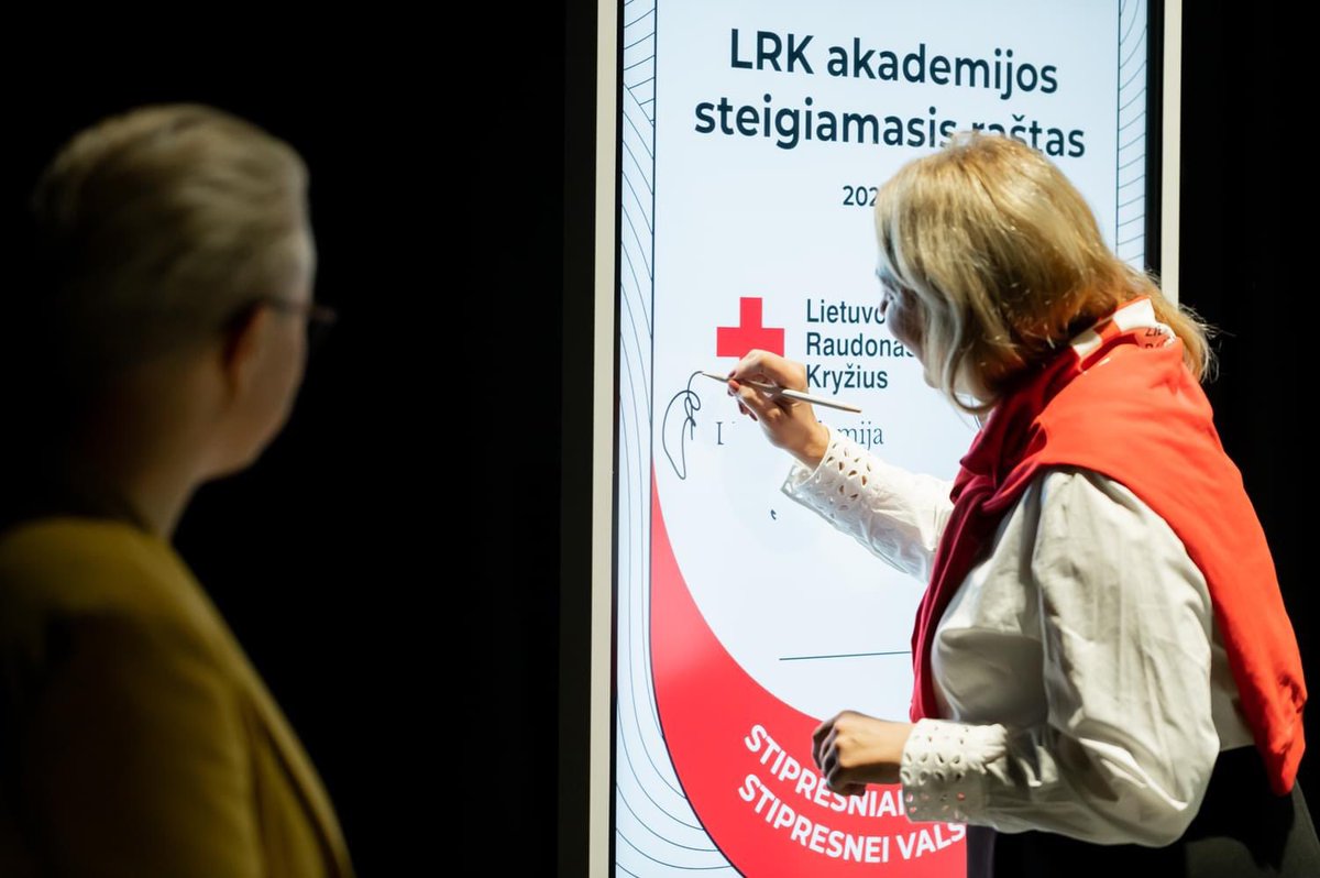 RedCrossLT's tweet photo. On October 6, we opened the Lithuanian Red Cross Academy for the first time in the Baltic States. The first 100 volunteers started the school year!🫶🏻🤝 https://t.co/M8Gl2yEr1x