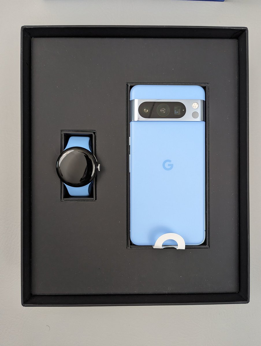 #TeamPixel is back in full effect 💪🏿

#giftfromgoogle #pixel8pro #PixelWatch2 <a href="/madebygoogle/">Made by Google</a> <a href="/GooglePixel_US/">Google Pixel</a> <a href="/GooglePixel_US/">Google Pixel</a>